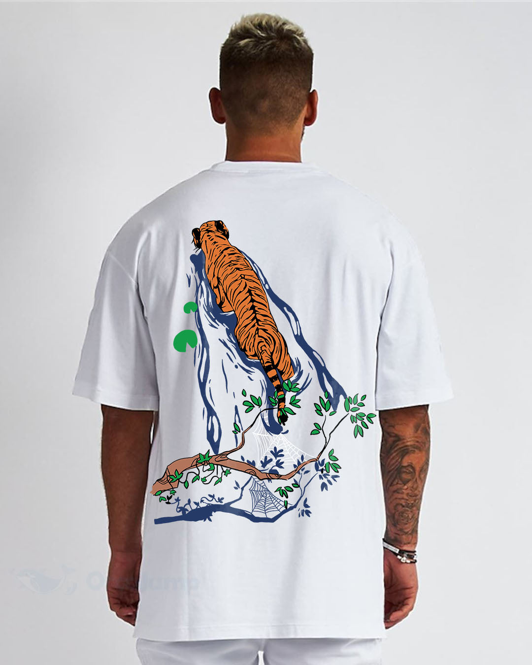 Premium Jungle King Mens Oversize T-shirt